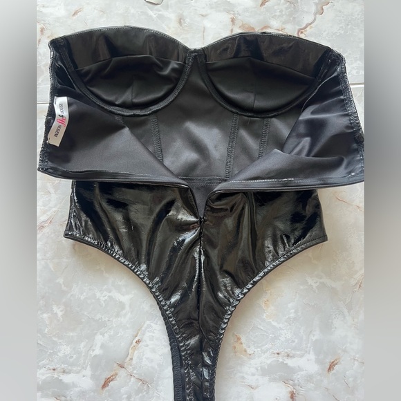 Fashion House thong strapless and adjustable strap bodysuits bundle size Small - Picture 11 of 16